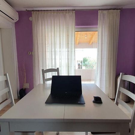 Holiday Home Dutch Шибеник Экстерьер фото